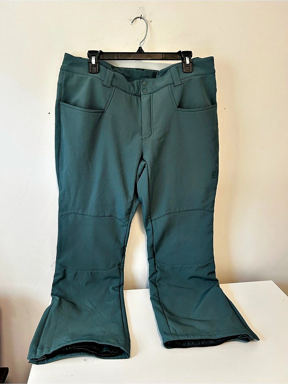 Swisstech Green Ski Pants Size XL (16-18) Like New